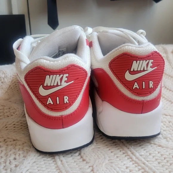 Nike Womans Air 90 Sneakers - Cream and Red Good Condition Sz 10 - Picture 2 of 10